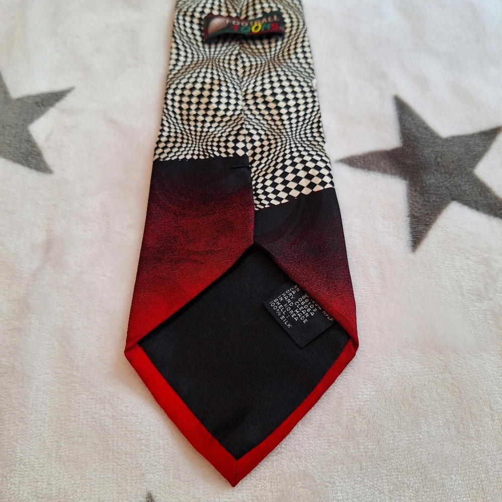 1994 Vintage Football Toons Looney Tunes Daffy Duck & Taz Illusion 100% Silk Tie